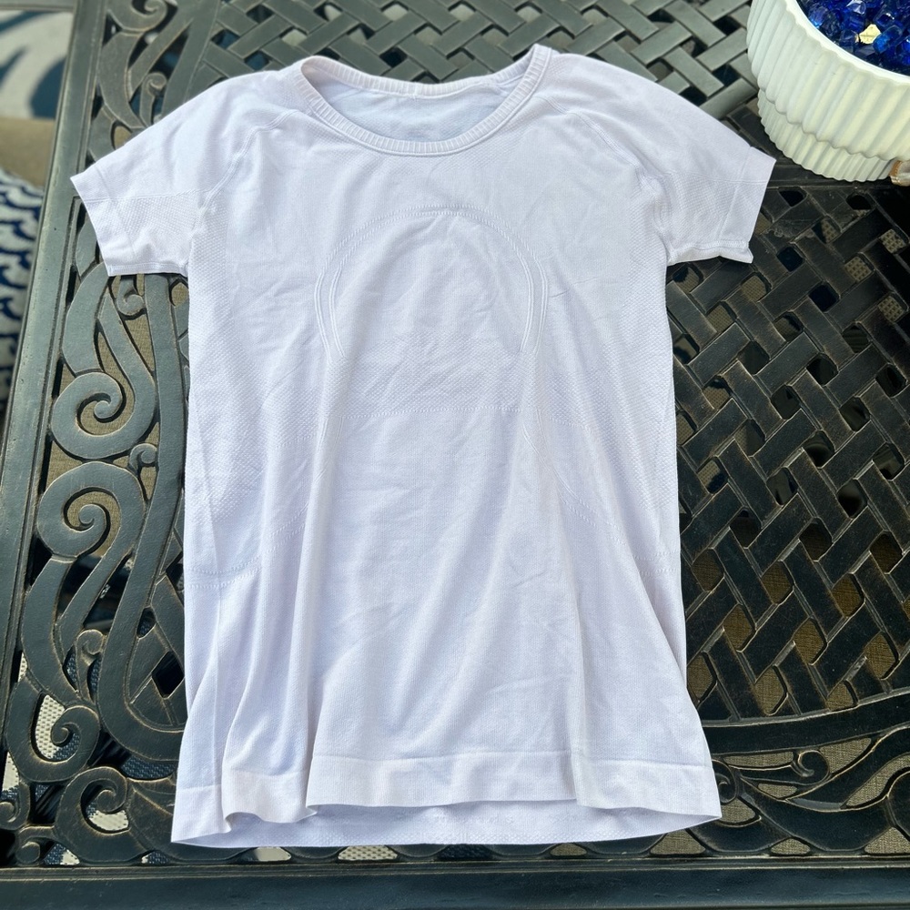 White Lululemon Swiftly Tech